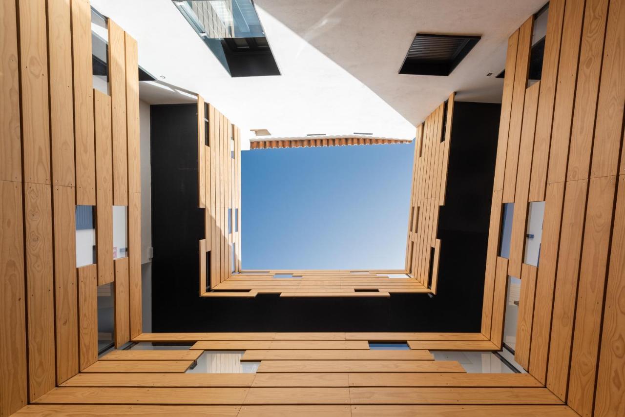 Komodo Puerta Osario Sevilla Exteriör bild